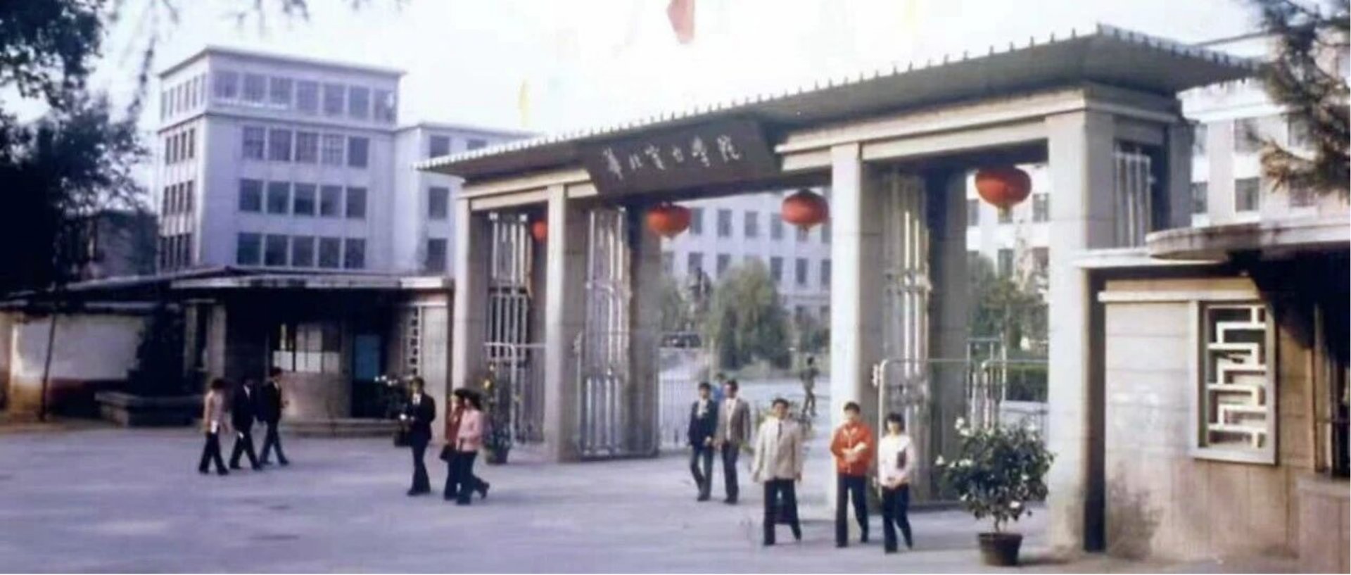 可先确认当前栏目名称