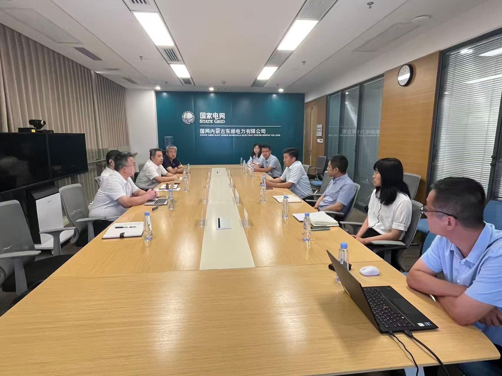 b.jpg 深化全民牛牛怎么用科技人才“三位一体